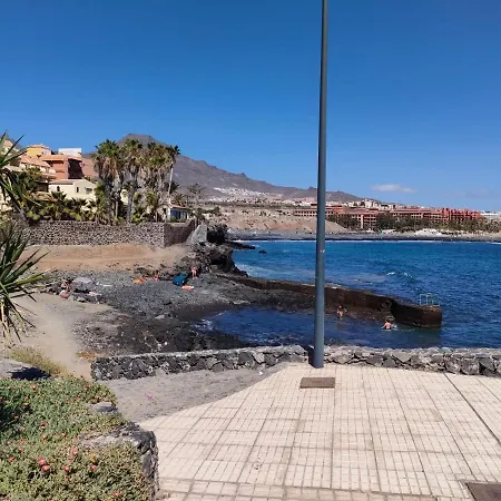 Caleta Адехе